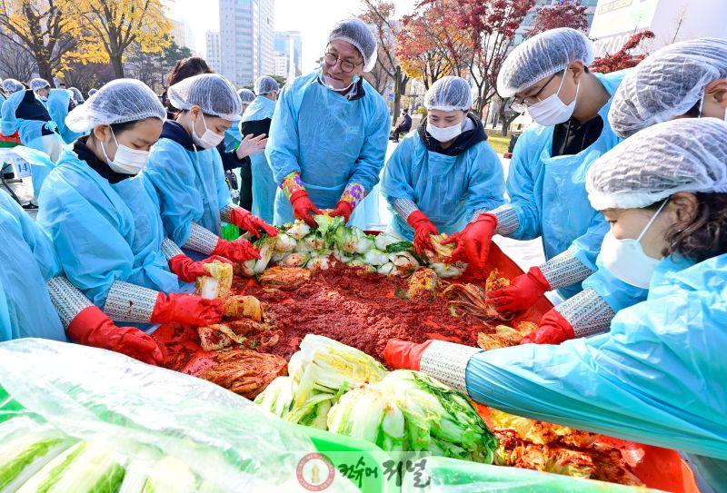 2. 인천광역시교육청, 소외된 이웃을 위해 김장나눔을 실천하다(1).jpg