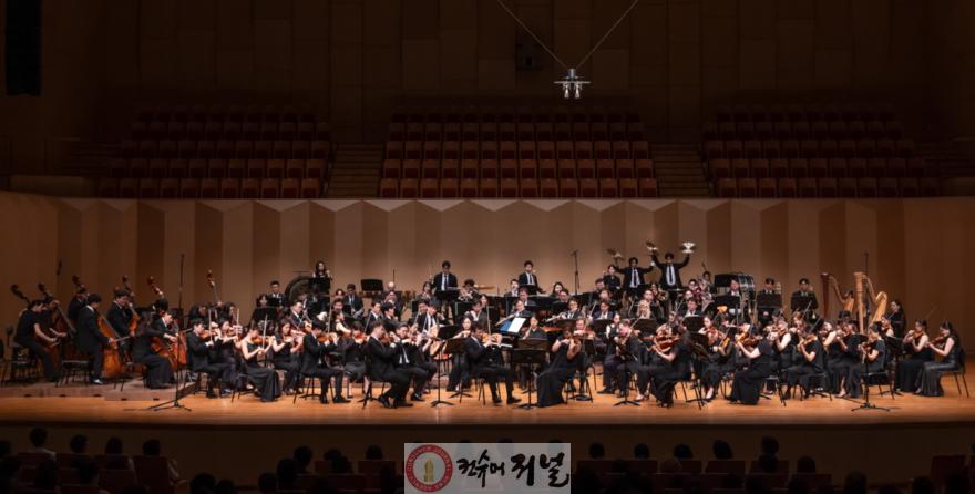 [산하기관]1-3. 고양아람누리 아람음악당에서 열린 라벨&쇼스타코비치.jpg