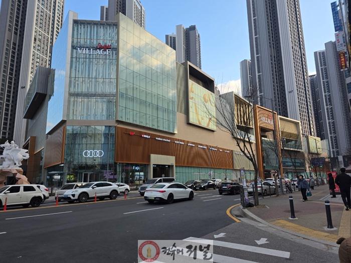 2. 스타필드 빌리지 주변 진출입 교통 불편 줄이기 위해 신호체계 조정1.jpeg