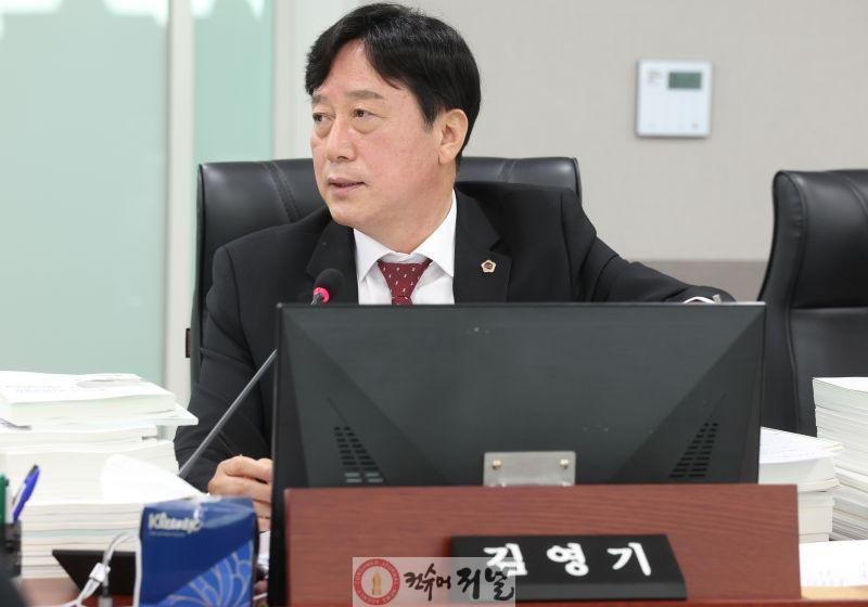 251209_김영기_의원__“침수_하상도로_자동차단시설_확대·소방드론_보강_필요”_주문_(2).jpg