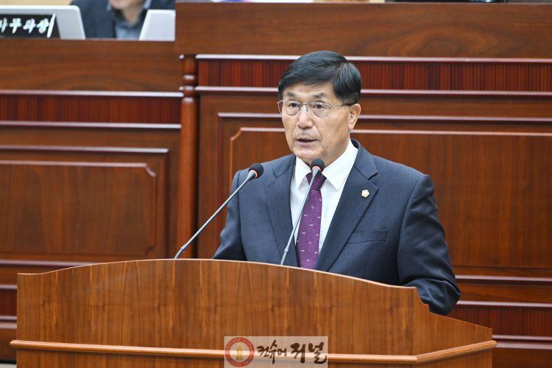 5분자유발언 사진(박영철 의원).jpg