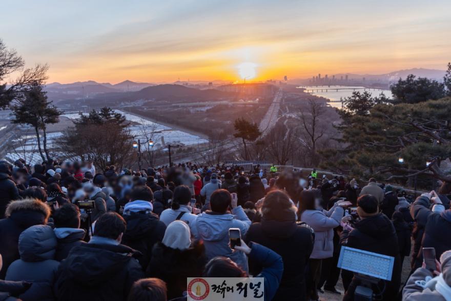 1. 고양시, 3년 만에 열린‘2026년 행주산성 해맞이 행사’ 성료 (1).jpg