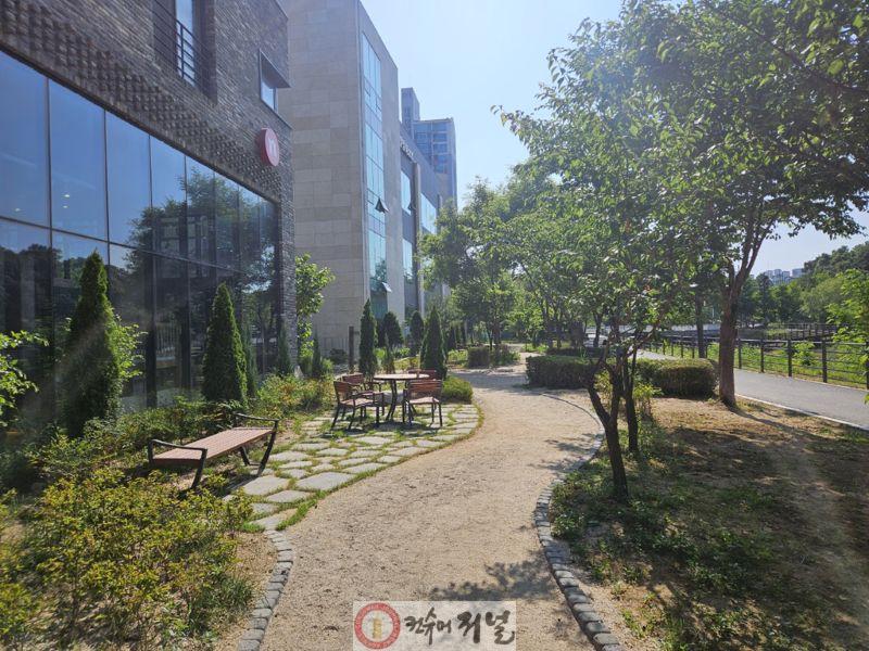 1.녹지산림과((기획)의정부시, 녹지 인프라 확충 사업지 현장 점검)7-민락동 감성쉼터.jpg