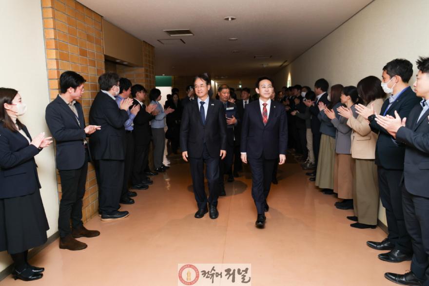 3. 자매도시 체결 15주년을 맞아 하코다테시를 방문한 고양시 방문단.jpg
