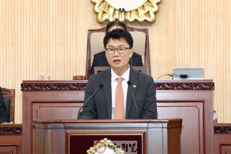 김희섭 의원.jpg