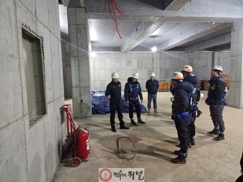 언론보도 참고사진.jpg