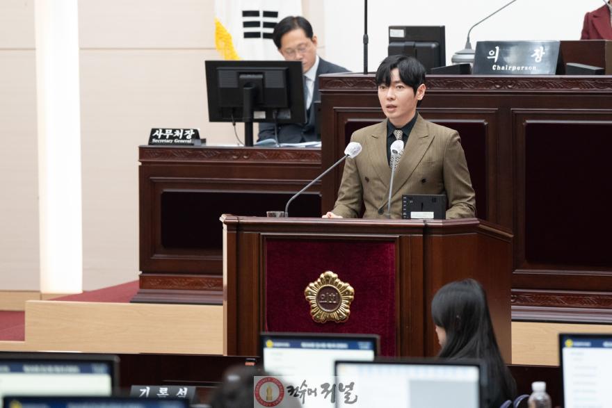 (사진1)인천시의회 김용희 의원, 노후계획도시 정비계획 전면 재검토 촉구.jpeg