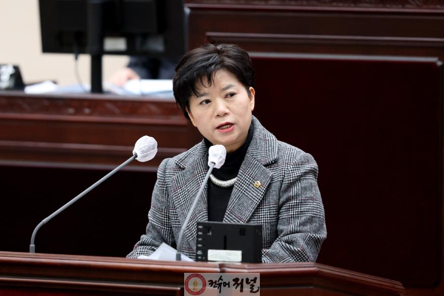 (사진)인천시의회 유승분 의원, 교실에서 즉시 작동하는 지원체계 마련.jpg