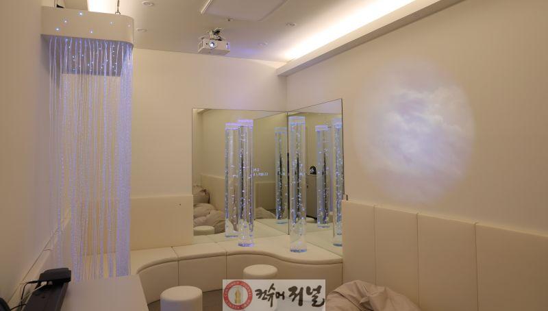 별첨1_인천공항 심리 안정실 사진.JPG