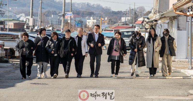 260224 경기도의회 안명규 의원, ‘파주 용주골 해법’ 모색 간담회 참석(2).jpg