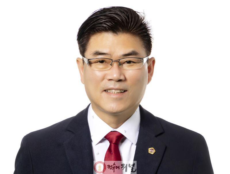 `260225_윤태길 의원 사진.jpg