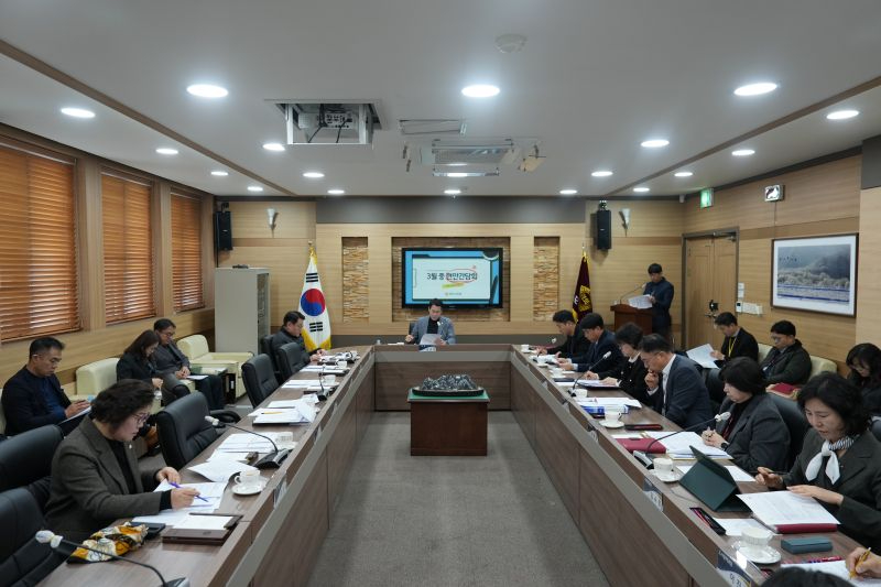 포천시의회  3월 현안간담회 개최(1).JPG