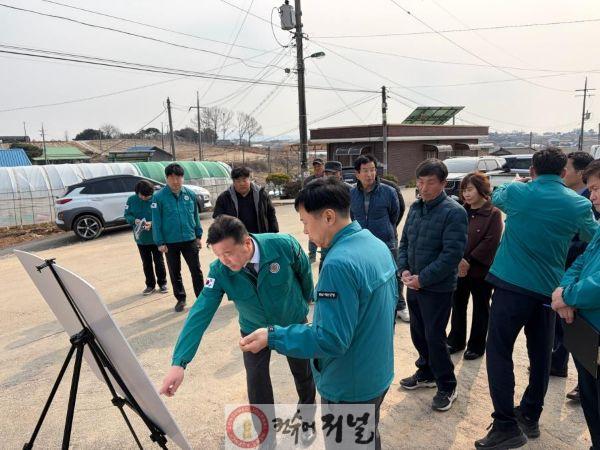 1.예산군수 사업장 현장답사 모습.jpg