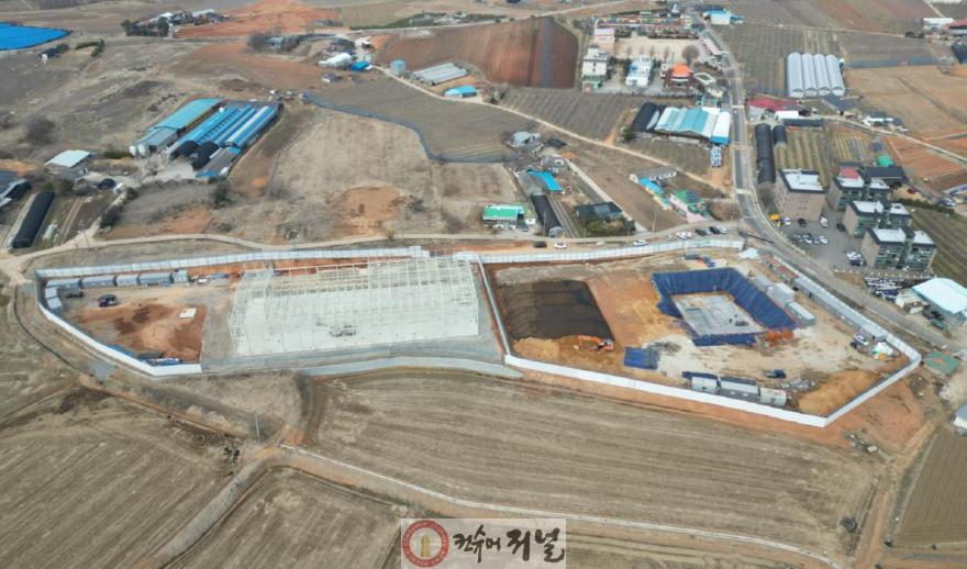 1.현장 전경(좌 메디푸드 연구지원센터, 우 그린바이오 벤처캠퍼스).jpg