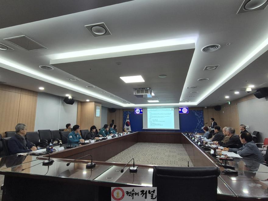 6.상수원보호구역 주민지원사업 추진위원회 개최 모습.jpg