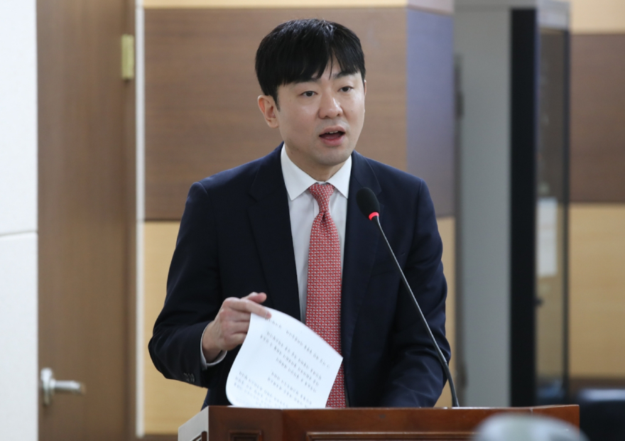 (사진1)인천시의회 신성영 의원, 인천공항 경쟁력 흔드는 통폐합 즉각 중단해야.jpeg