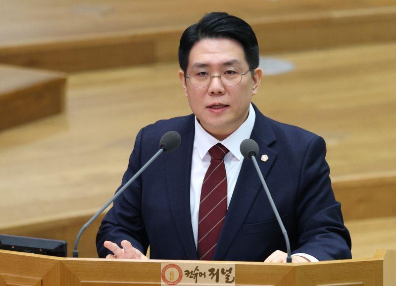 260331_김현석_의원__고교_평준화_지역_비선호_학교_해소_및_학생_이탈_방지_조례_개정_추진.jpg
