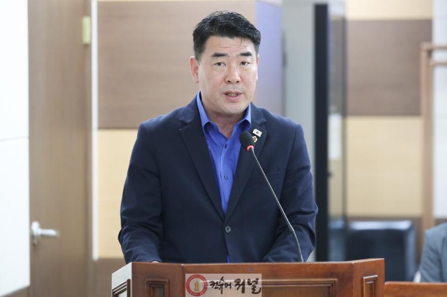 5-2. (사진)인천시의회 김명주 의원, 원당역 추가 및 불로역 원위치 복원 촉구.jpg