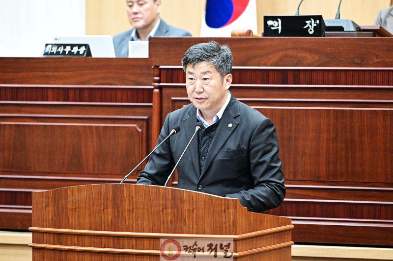 제300회임시회_윤재구의원님01.jpg