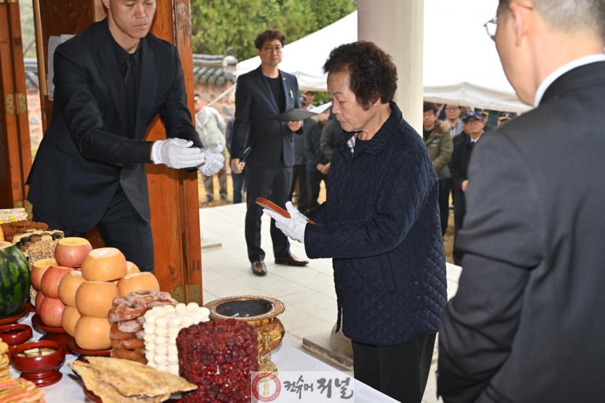 1.충령사 추모제례 모습 (2).jpeg