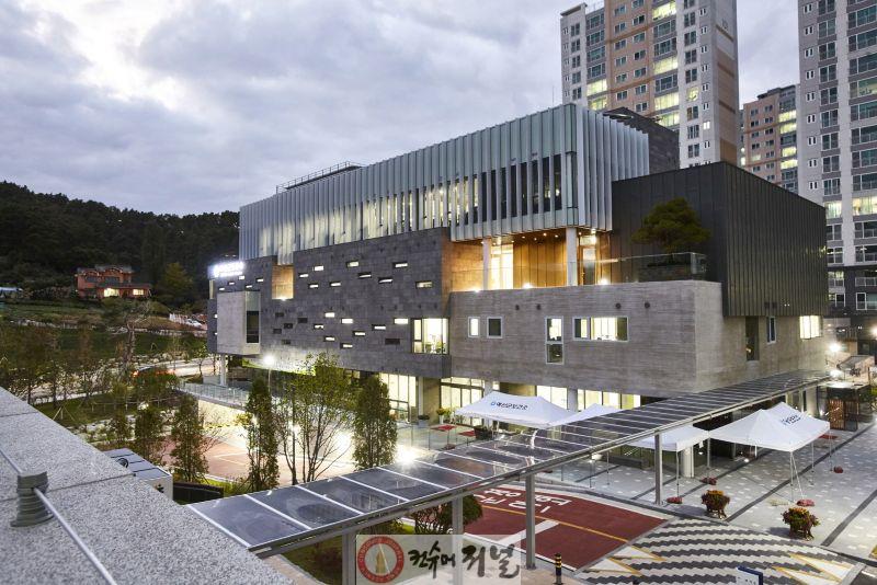 5.예산군보건소 전경.jpg