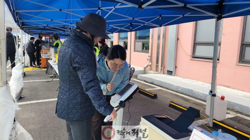 제22회 예산윤봉길전국마라톤대회 홍보부스 운영 모습.jpg