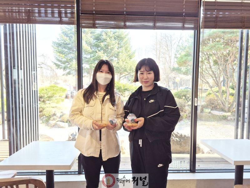3.연천군 ‘카페콩피’, 취약계층 아동을 위한 따뜻한 정기후원 시작.jpg