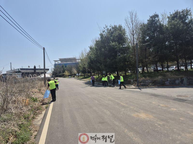 9.공공급식지원센터 환경정화 활동 사진.jpg