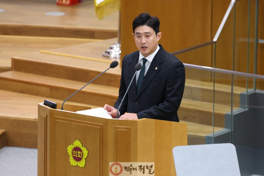 260421_이상원_의원__위례중_과밀학급은_‘현재의_고통..._도시형_캠퍼스_즉각_도입해야_(1).JPG