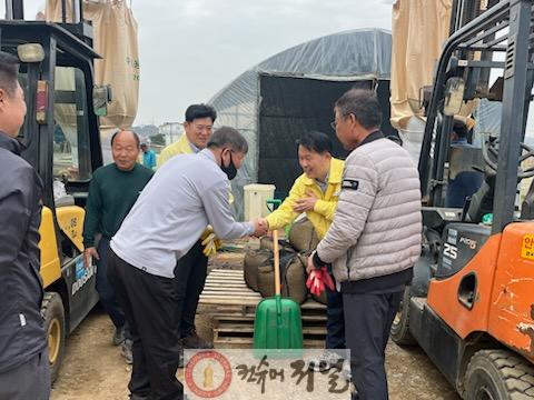 3-1. 파주시, 중동전쟁 대응 농촌 인력수급 현장 점검.jpg