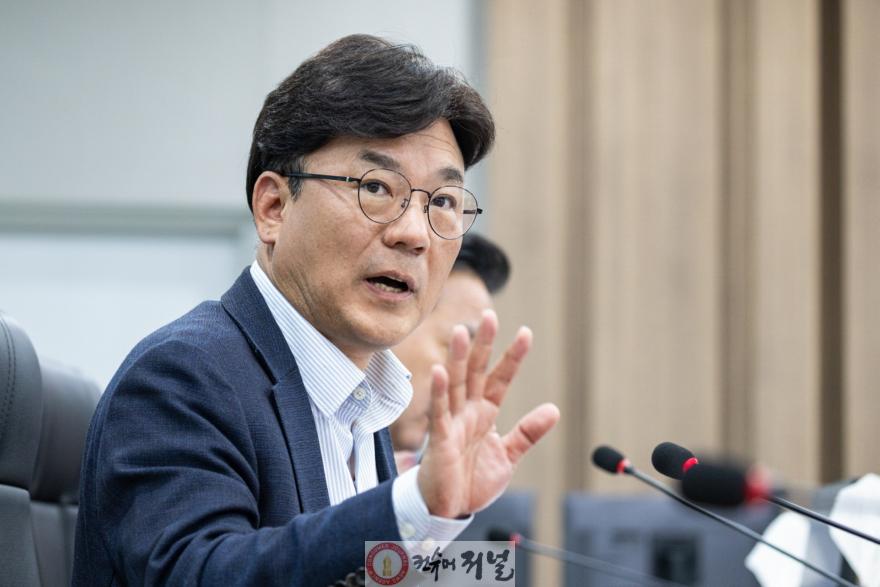 260423_최만식_의원__생계형_금융수요_급증..._극저신용대출_증액_불가피.jpg