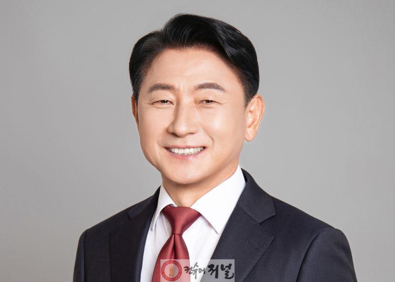 첨부2_김동근 의정부시장 프로필 사.jpg