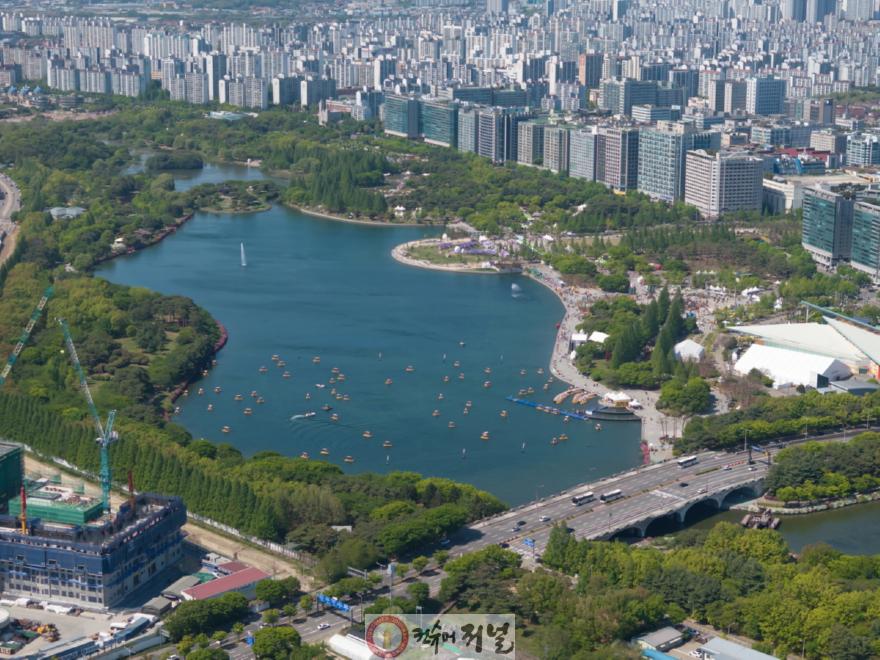 2-2. 2026고양국제꽃박람회에서만 즐길 수 있는 수상꽃자전거.jpg