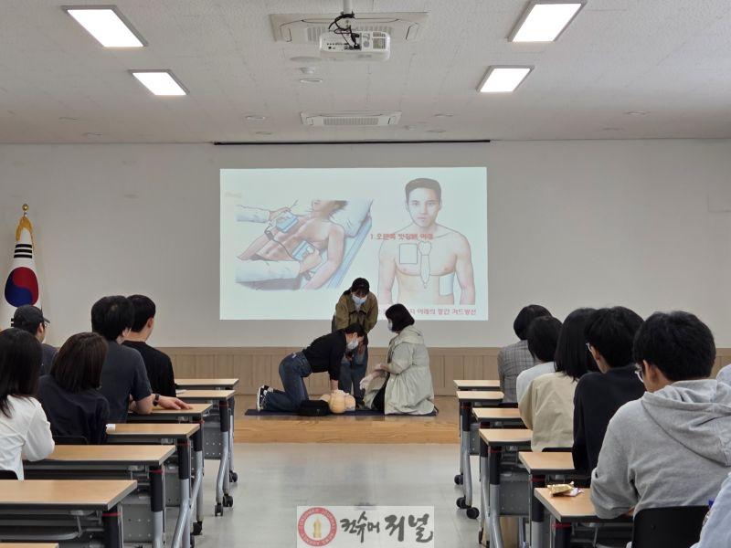 (보도사진) 인천병무지청, 심폐소생술 및 응급 처치 교육 실시.jpg