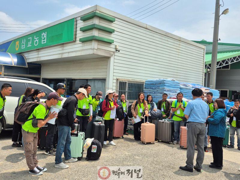 라오스 공공형계절근로자 입국.jpg