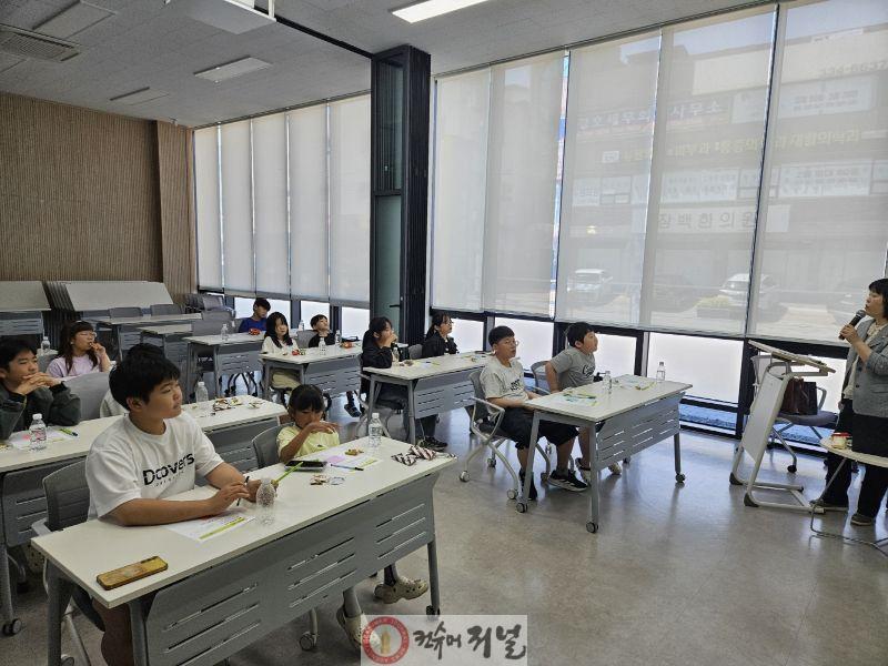 드림스타트 스마트폰 사용 교육 모습 (2).jpg