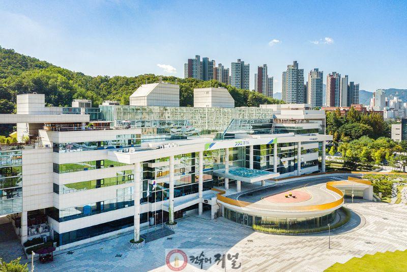 경기북도청사.jpg