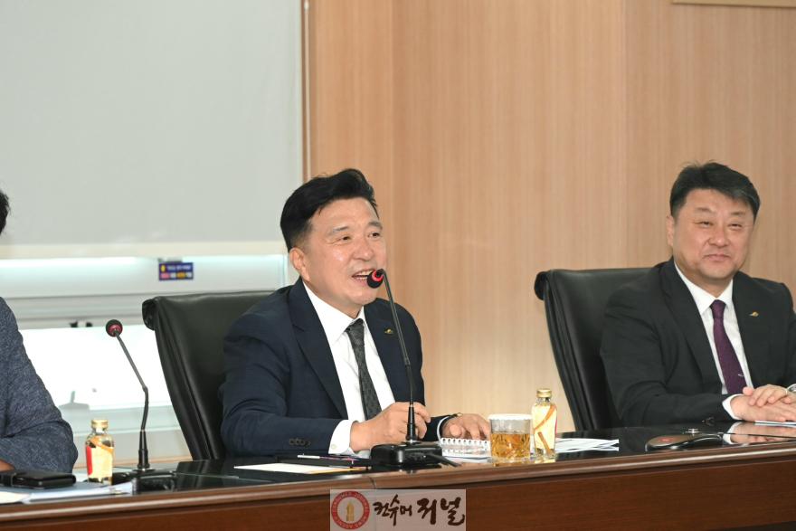 최재구 군수 부재 중 주요현안 업무보고회 모습 (3).JPG
