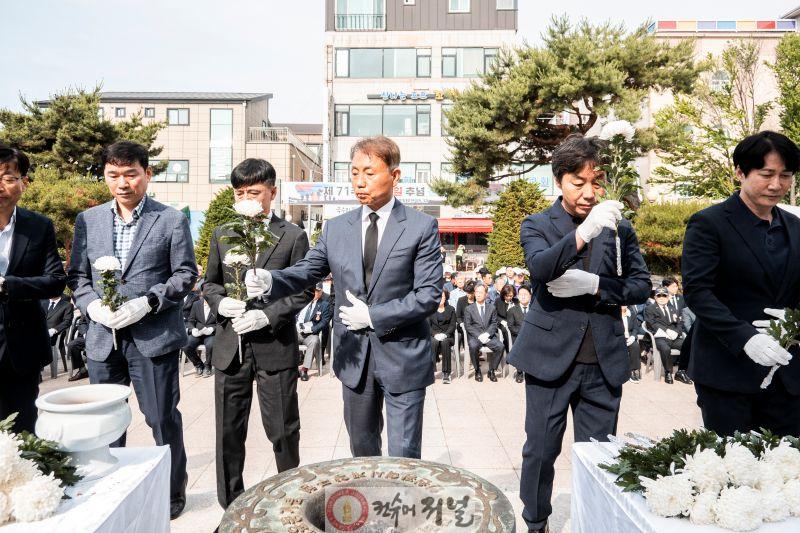 0606 계양구, ‘제71회 현충일 추념식’ 거행... 호국영령의 넋을 기리다 (5).JPG