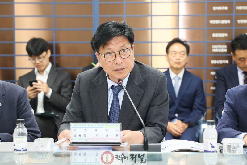 추가 1. 도성훈 인천시교육감, 최교진 교육부 장관과 정석항공고 방문… ‘협약형 특성화고 현장 간담회’ 개최 (2).jpg