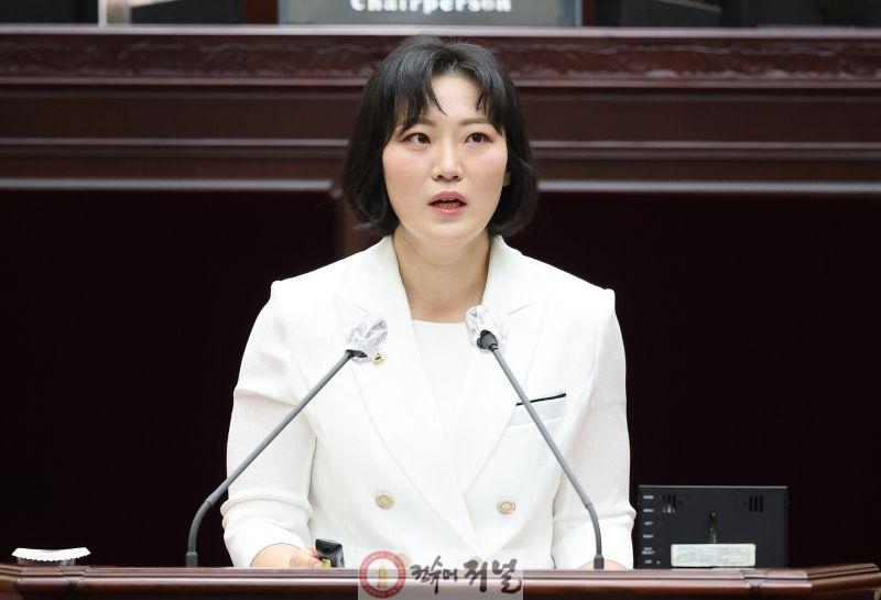 (사진)인천시의회 이단비 의원, 선거관리위원회 해체 포함 전면적 선거관리 체계 재설계 촉구.jpg