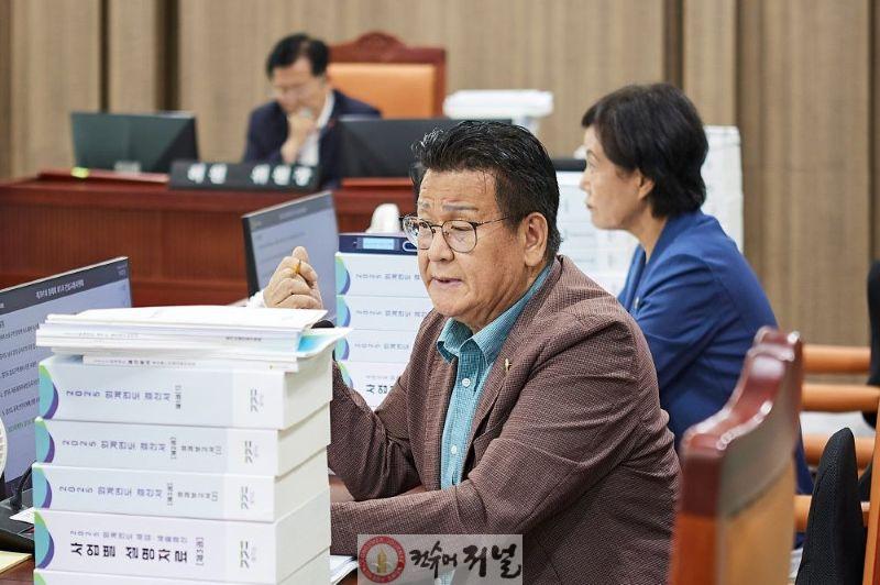 260618_안명규_의원__2025회계연도_결산심사서_KTX_파주_연장·GTX-A_추진상황_집중_점검.jpg