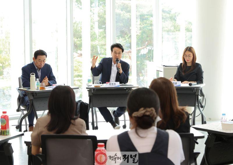 0619_(사진1)안민석_경기북부_경청투어(포천1).jpg
