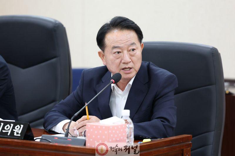 (사진)인천시의회 이인교 의원, 역세권 인동간격 0.8배에서 0.5배로 완화.jpg
