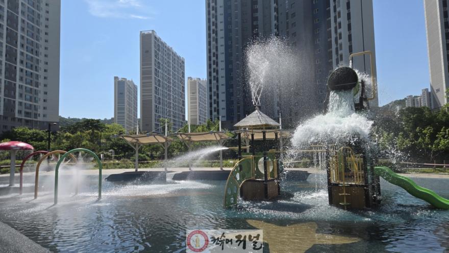 1. 고양시, 덕양구 도시공원 야외 물놀이장 7월 1일 개장 (1) 향동.jpg