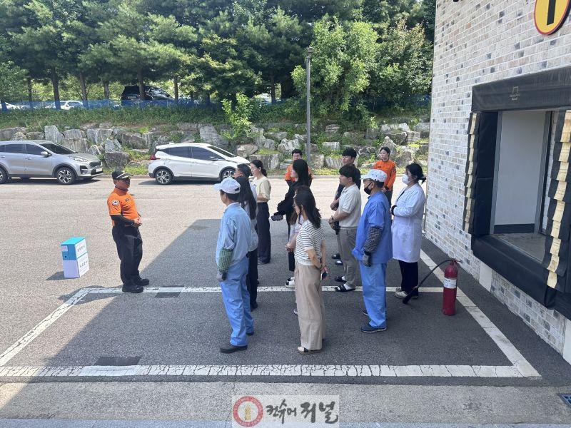 10.공공급식지원센터 무각본 합동소방훈련 (2).jpg