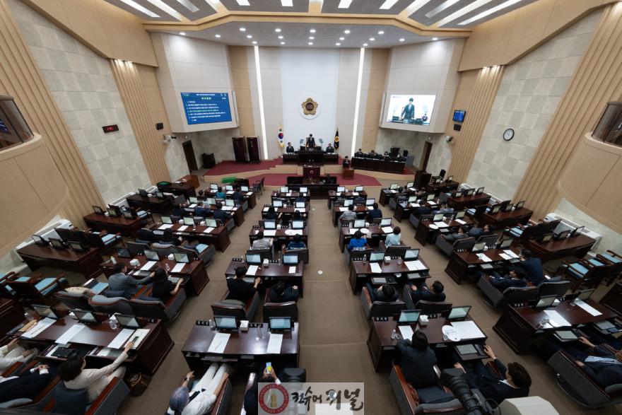 (사진)인천시의회, ‘의원의 품격, 협치의 실력’ 맞춤 교육 실시.jpg