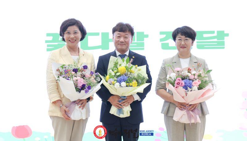 260713 제12대 경기도의회 의장단, 사무처 직원들과 상견례 대한민국 최고의 의회 만들자 다짐 (1).jpg