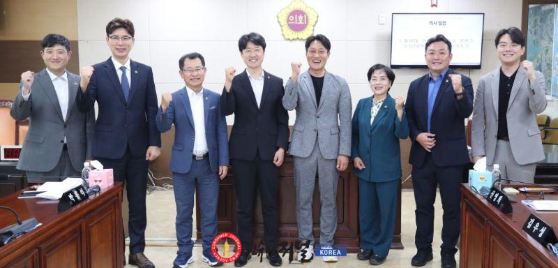 (사진1)인천시의회 초대 도시건설위, 신설 자치구 첫 현장점검.jpg