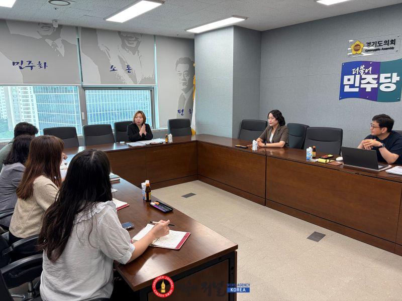 260714 전자영 경기도의원, “학교급식 예비식 기부, 학교와 지역 ‘벽깨기’로 확산”.jpg